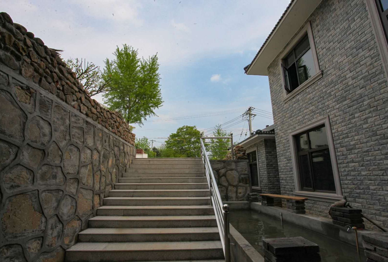 宜兴卢山居客栈