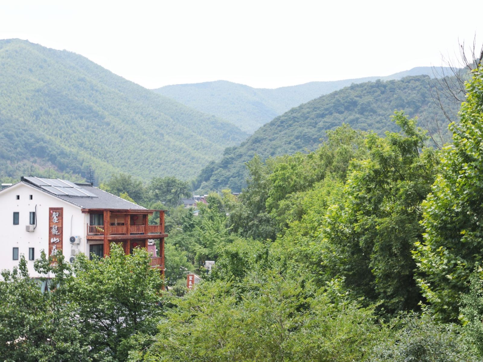 宜兴聚龙山庄民宿
