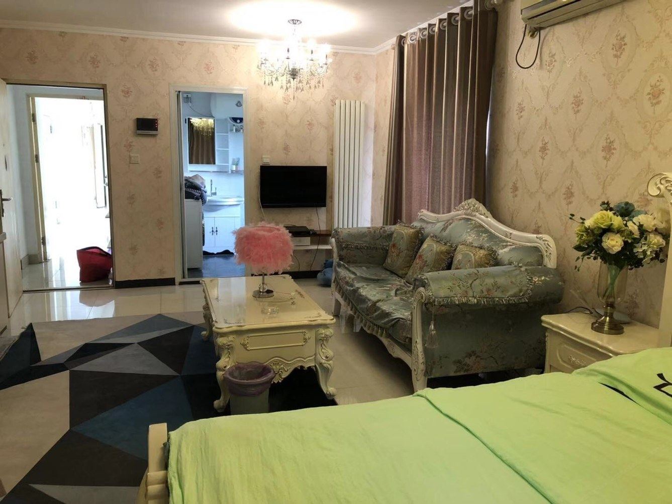 精致浪漫一室大床房