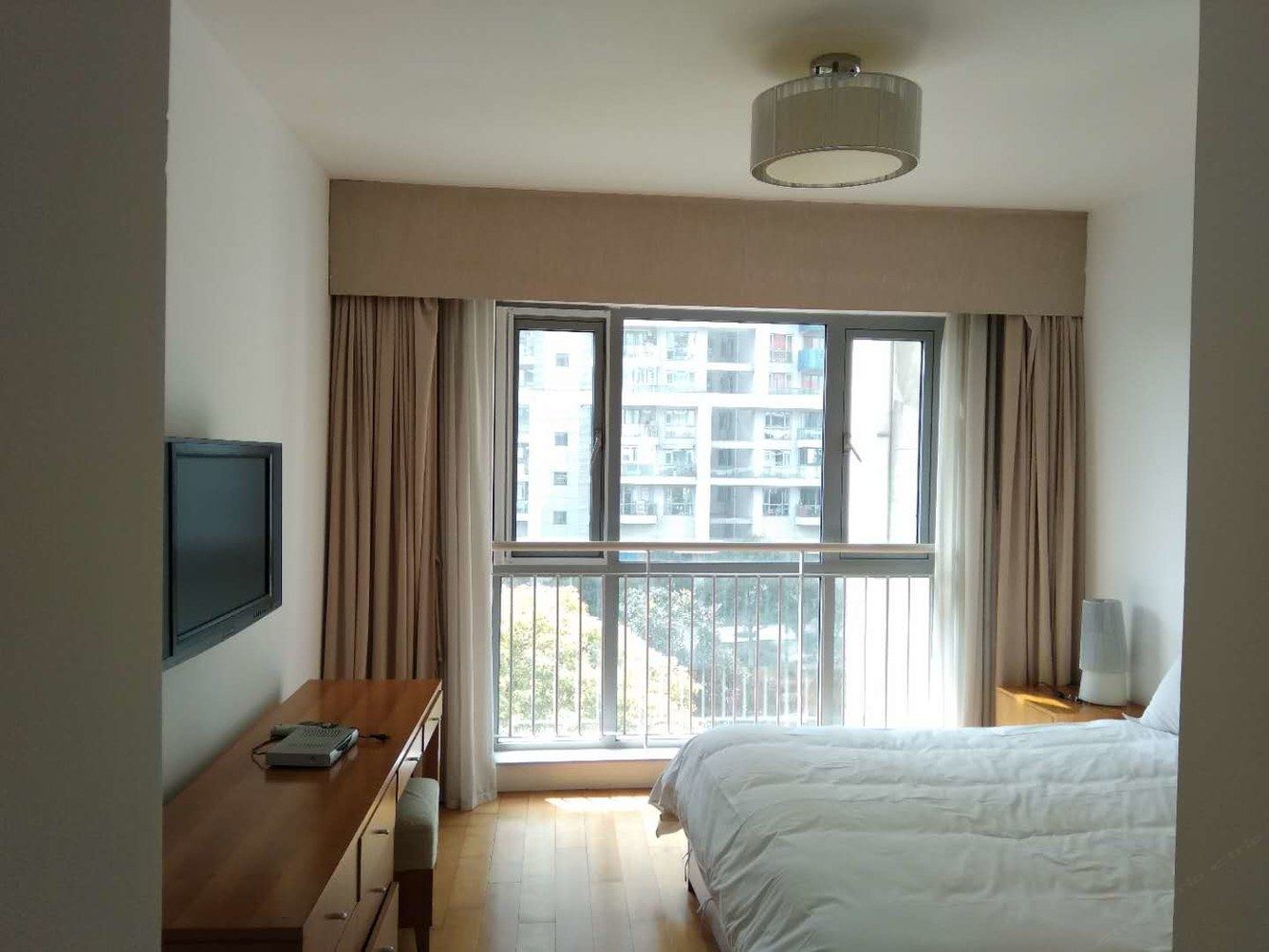 上海源涞悠悠公寓(浦建路分店)