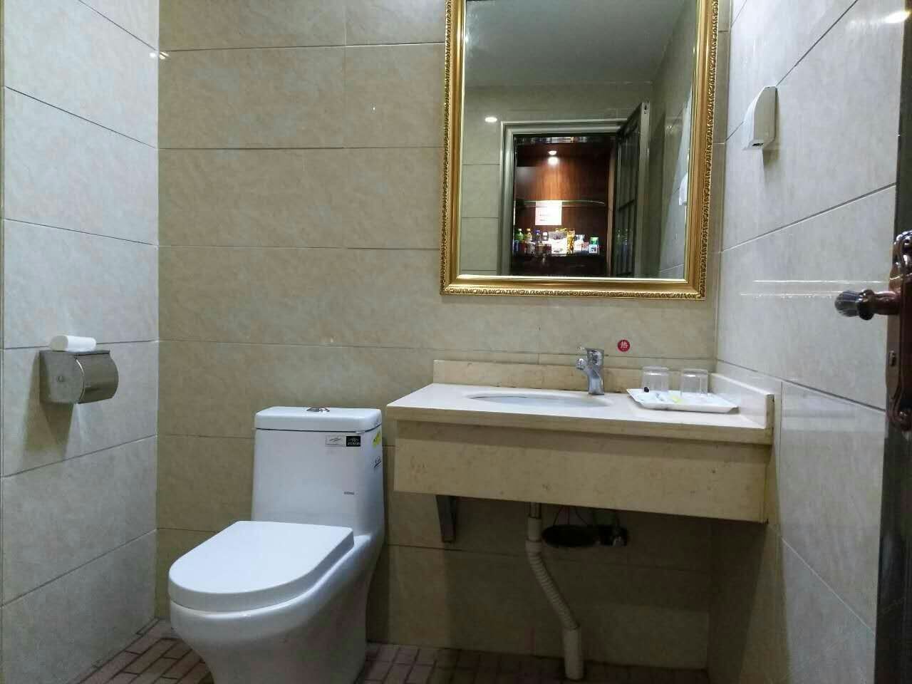 其他