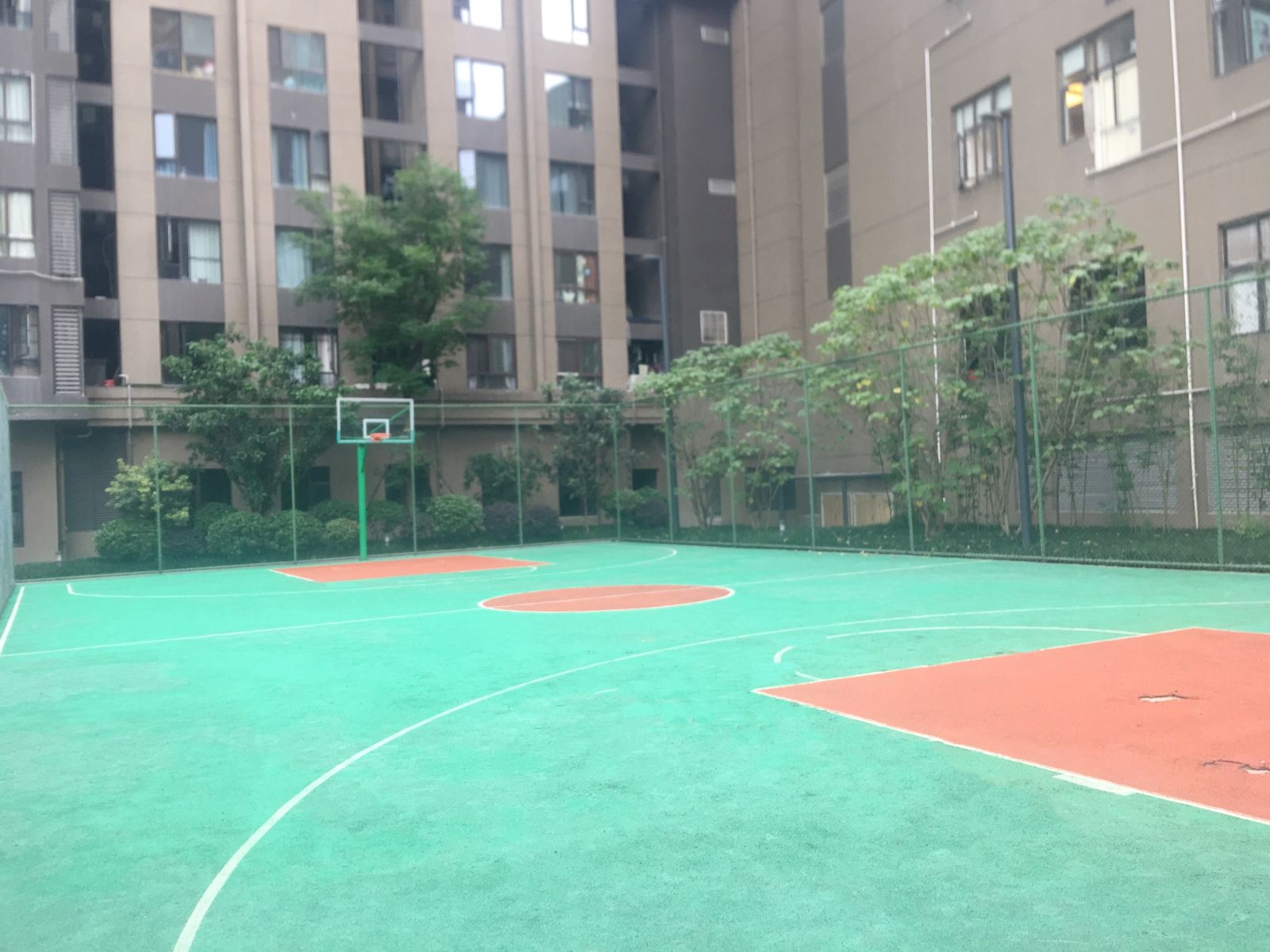 健身娱乐设施