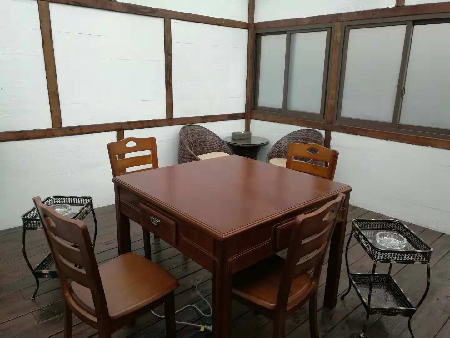 健身娱乐设施