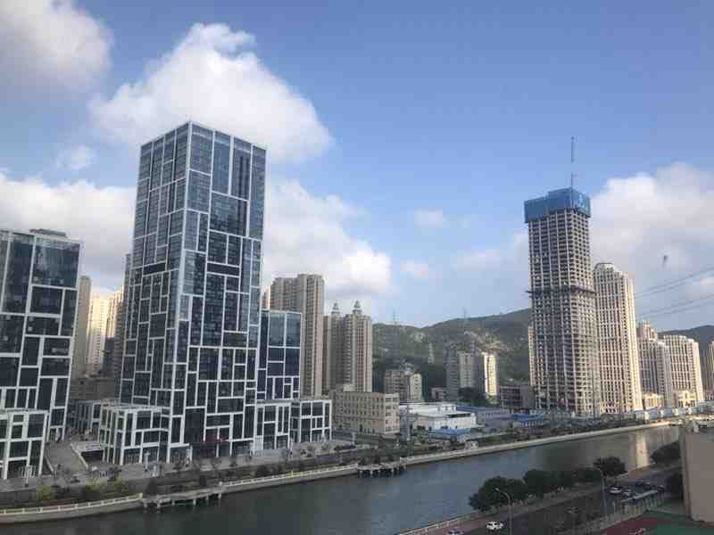 大连斯维登度假公寓(新星星海中心)