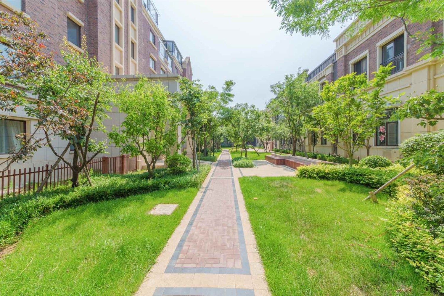 大连晴晴的美家公寓