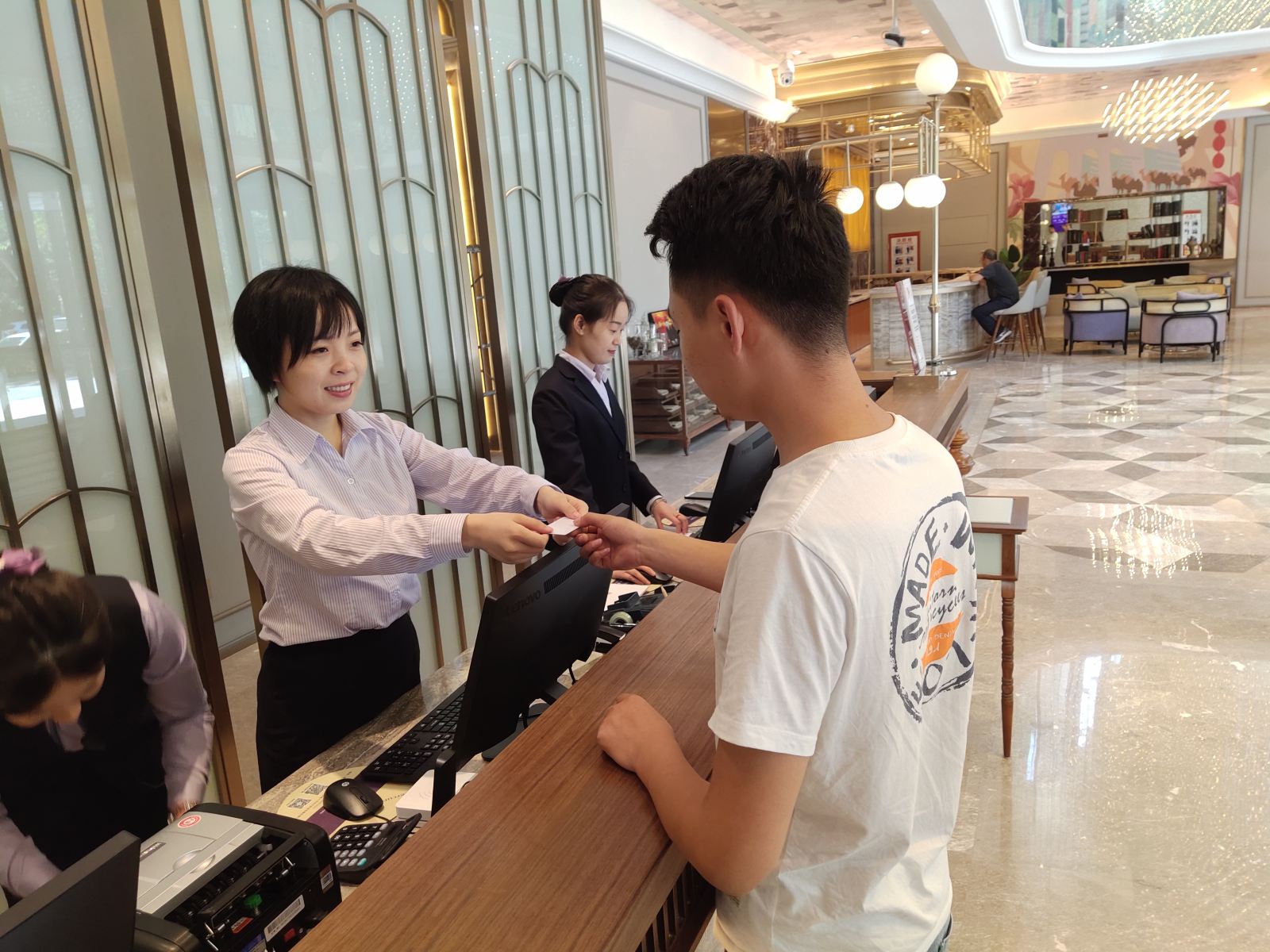 其他