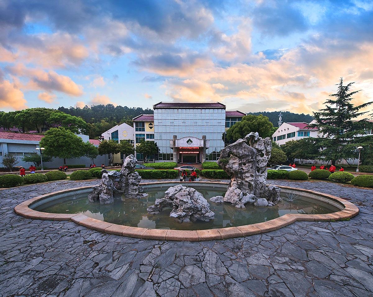 苏州银泉山庄大酒店