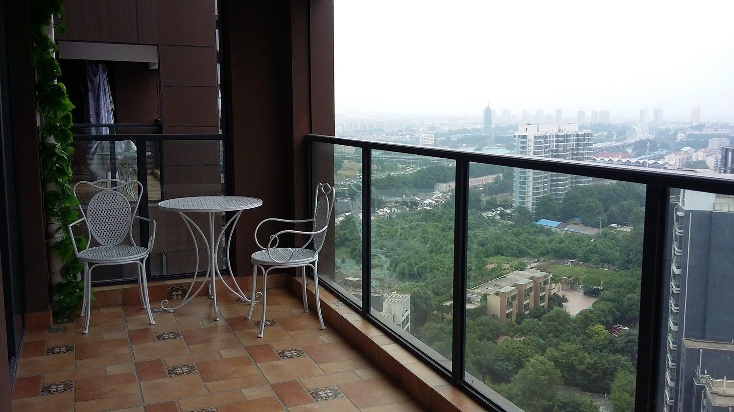 南京雨晴之家公寓