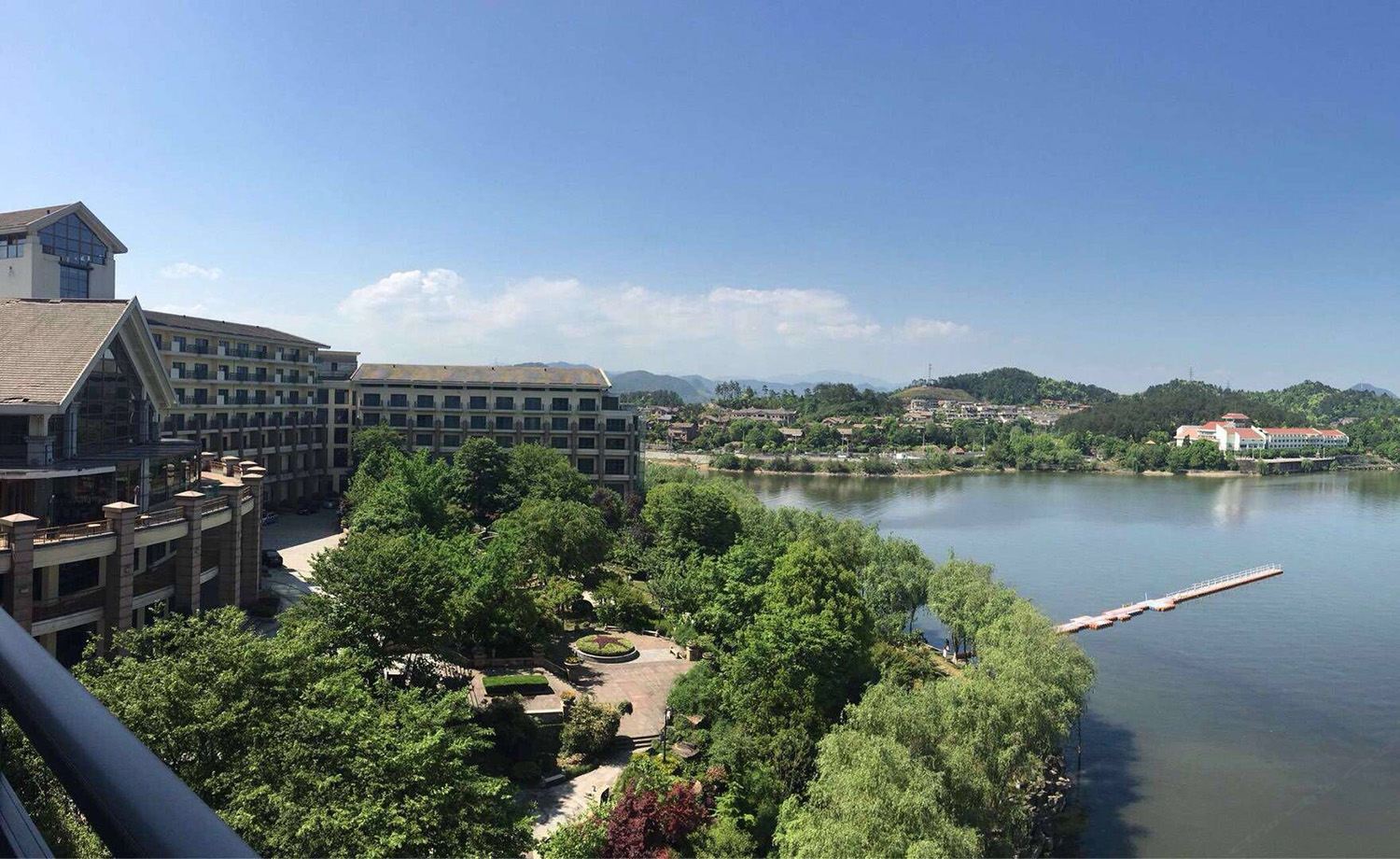 杭州中都青山湖畔大酒店