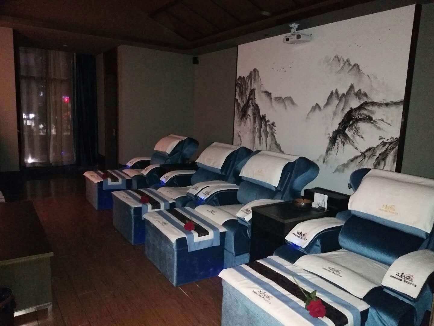 健身娱乐设施