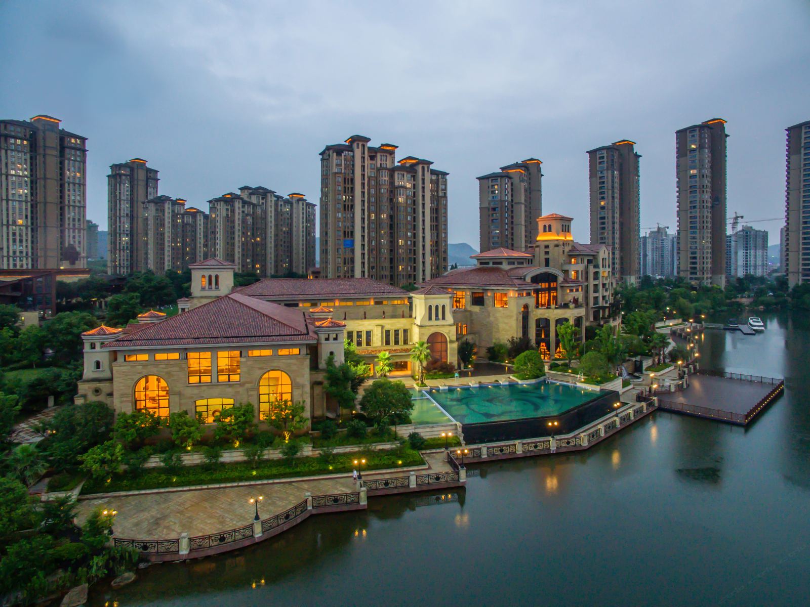 杭州东海闲湖城·黄龙饭店