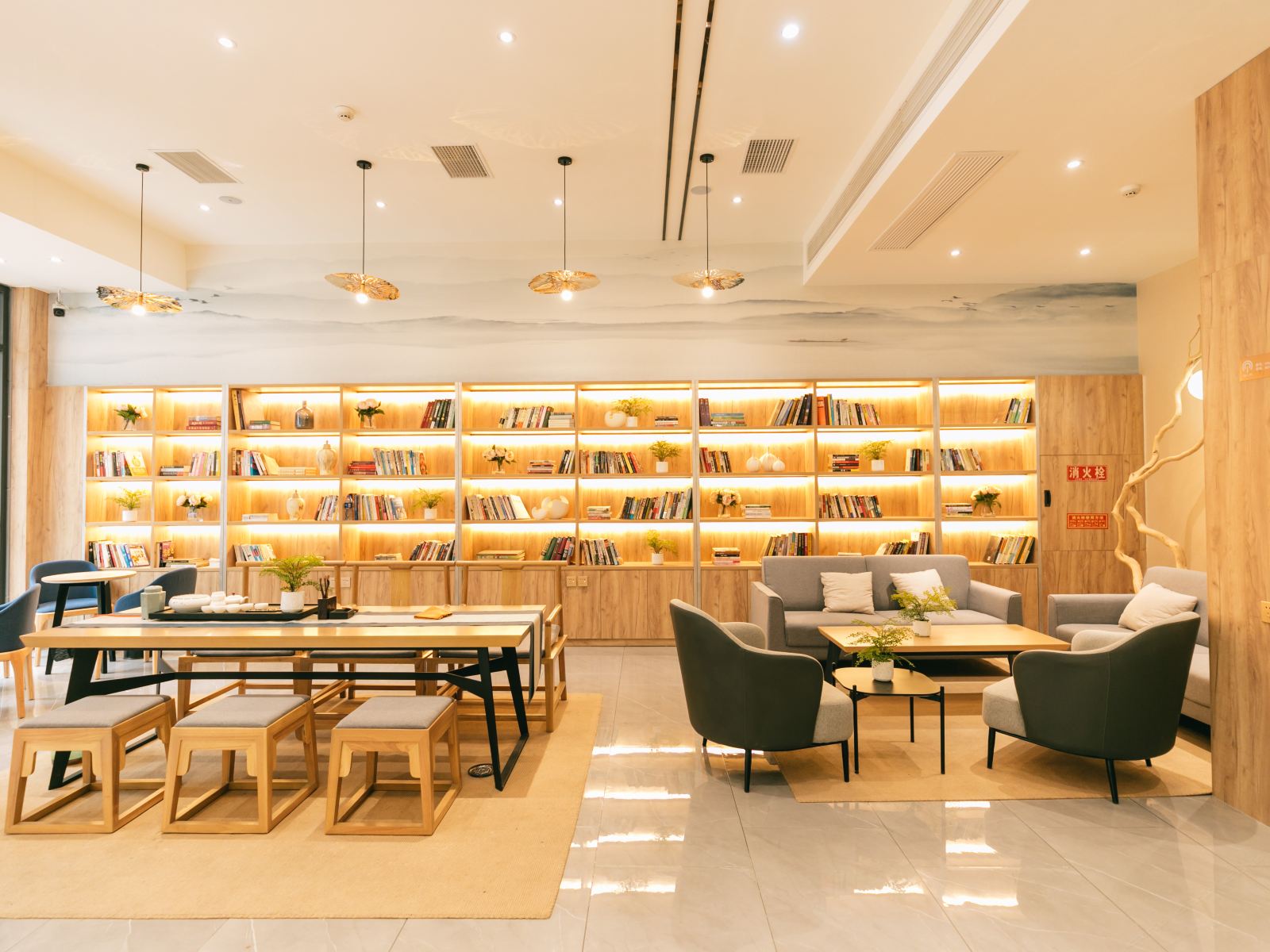 云孚里酒店(成都春熙路天府广场店)