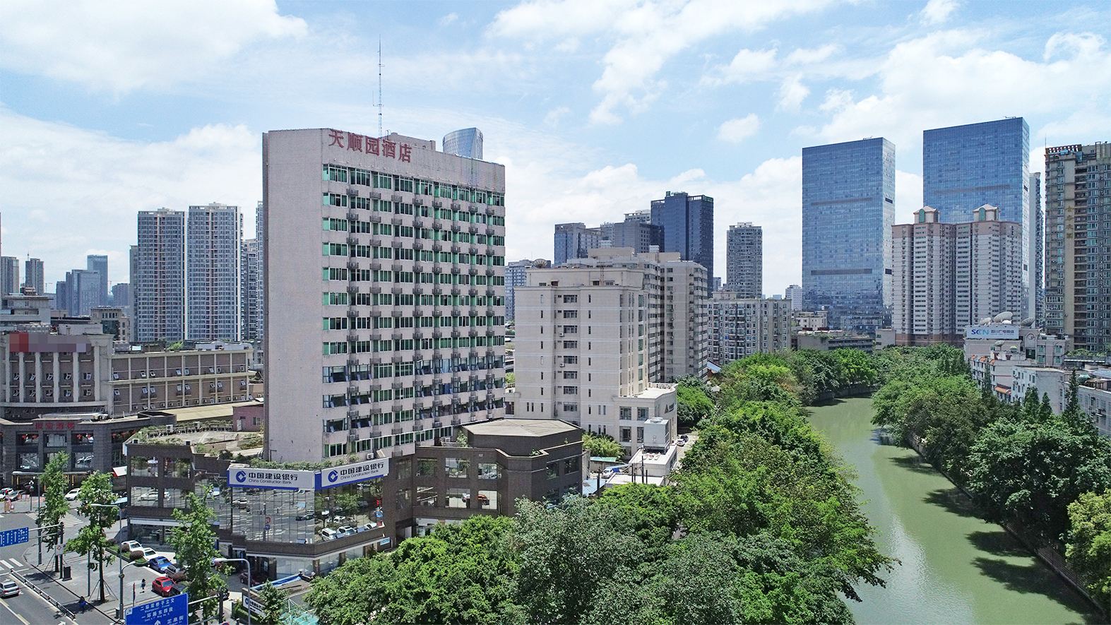 天顺园酒店(成都春熙路太古里店)