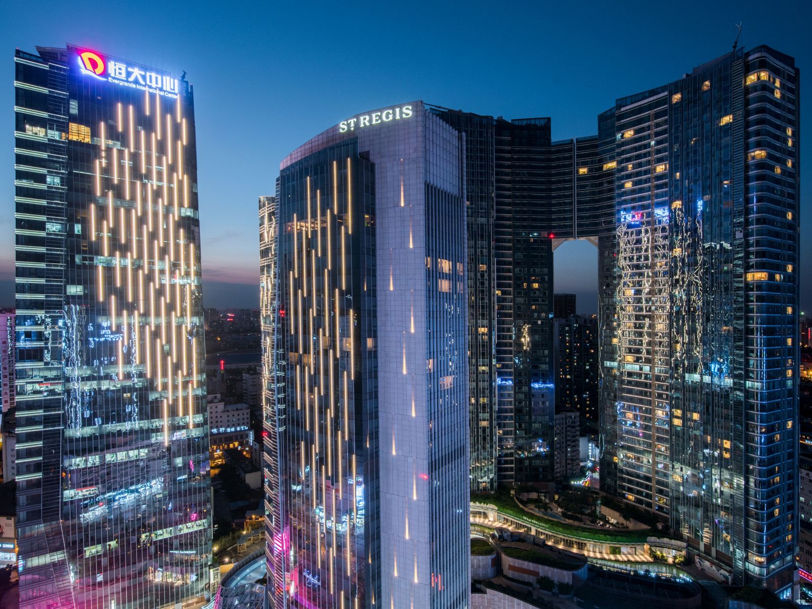 聚前国际公寓（成都春熙路恒大广场店）