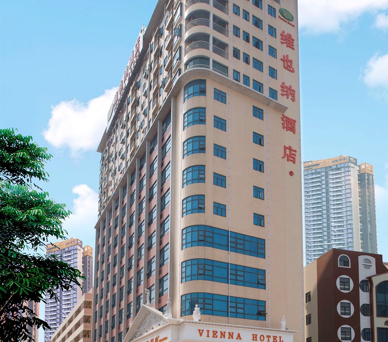 维也纳酒店(深圳国际会展中心福永新田店)