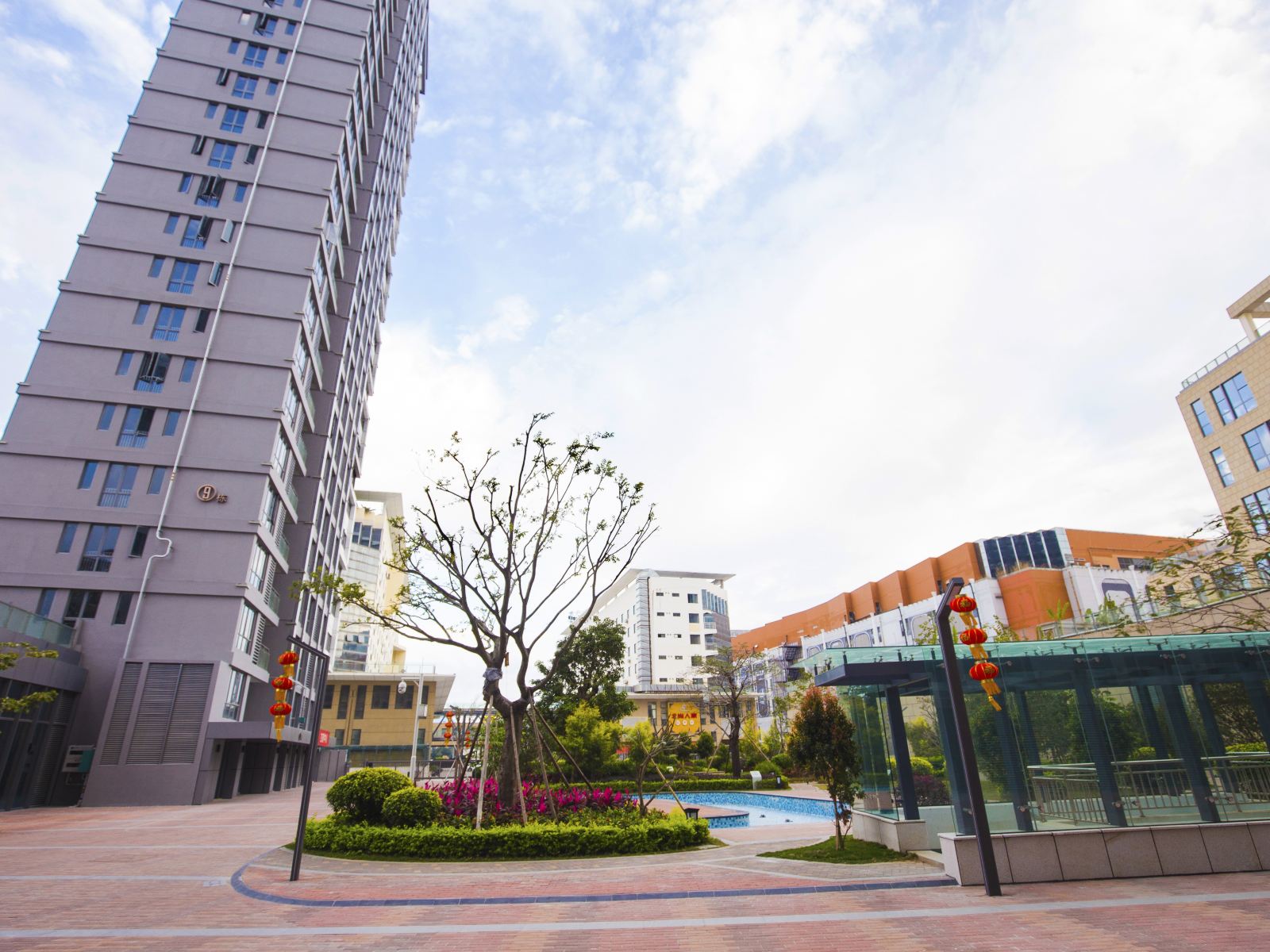 莫默国际公寓(深圳东站布吉店)