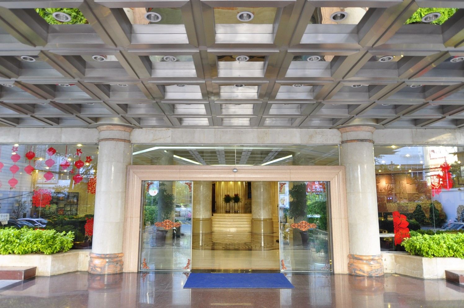 昆明银天大酒店(人民银行金融科技培训中心)