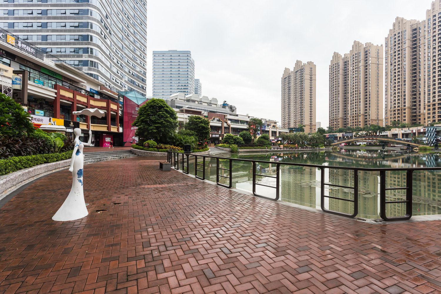 东莞南果假日酒店式公寓(厚街万达店)(体育路分店)