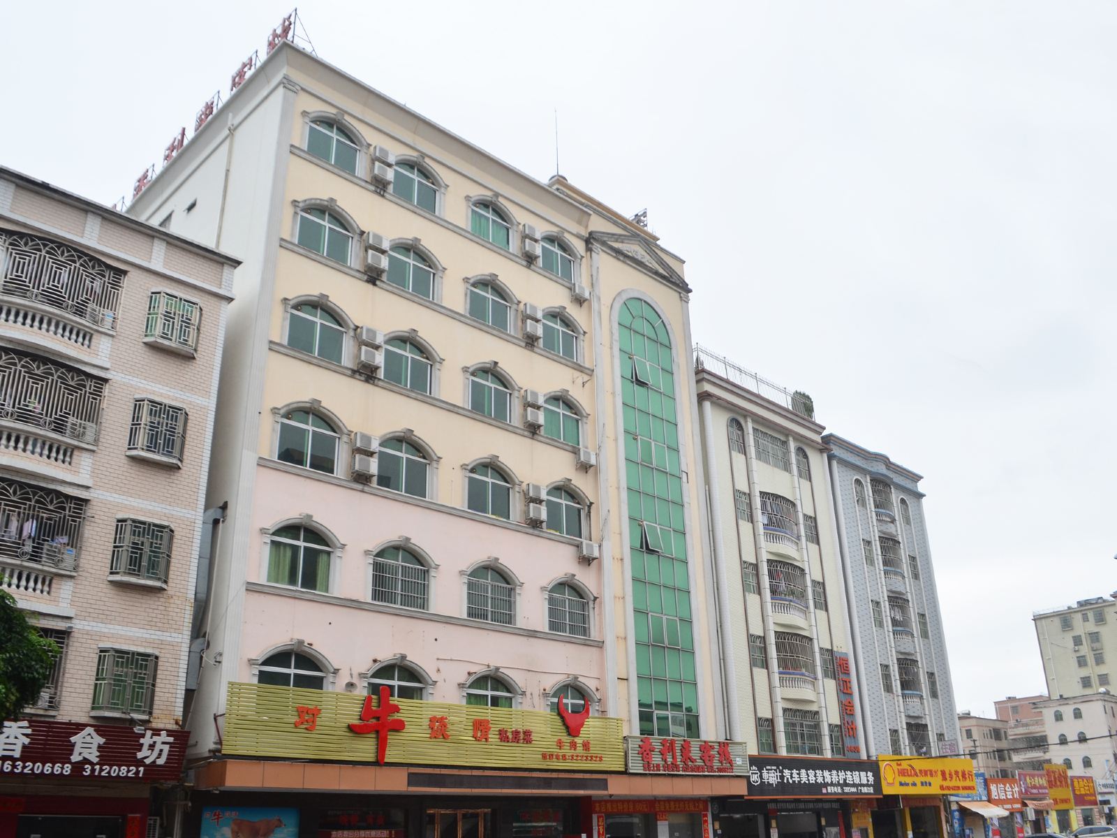 惠州香利来客栈