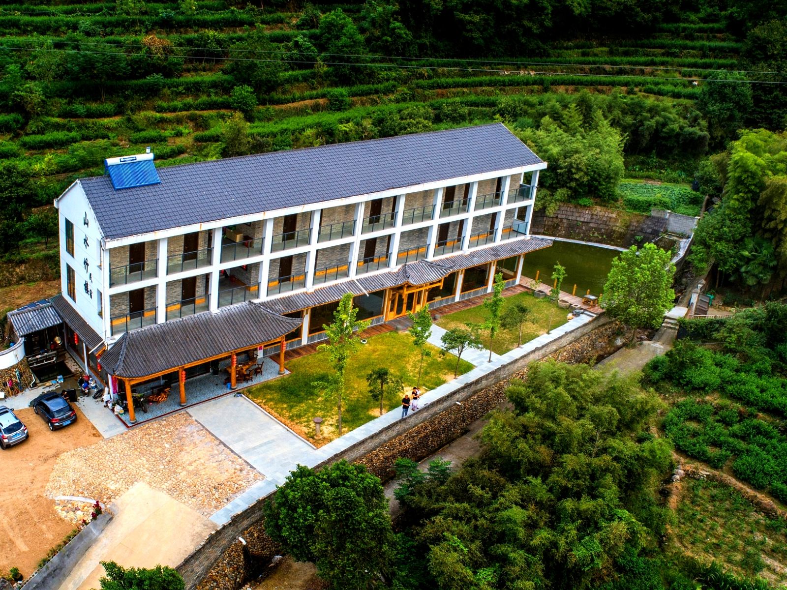 丽水山水竹楼民宿