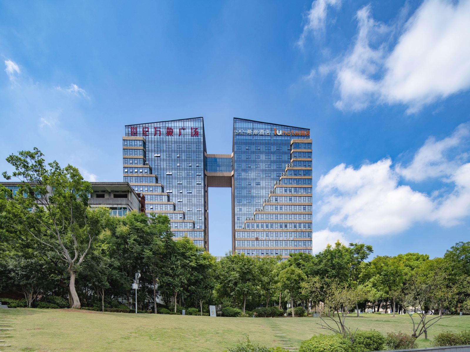 希岸酒店(南昌礼步湖店)