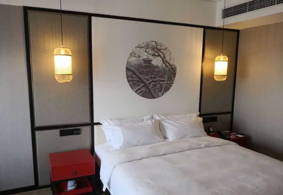 中国风高级大床间