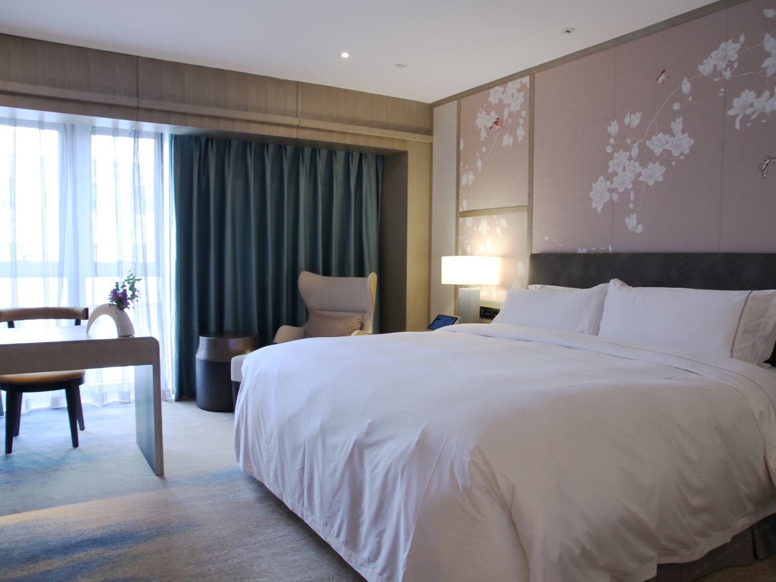 新翼城景豪华间