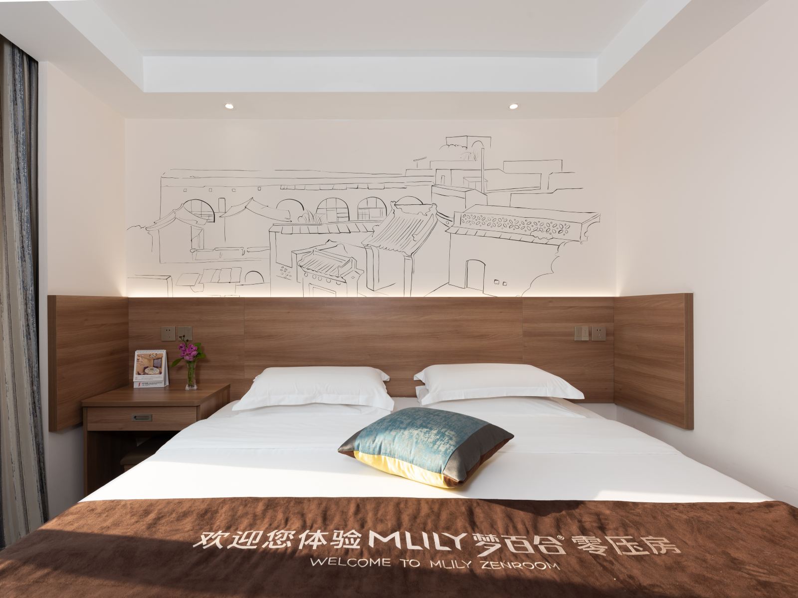 零压大床间