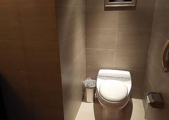 豪华大床间