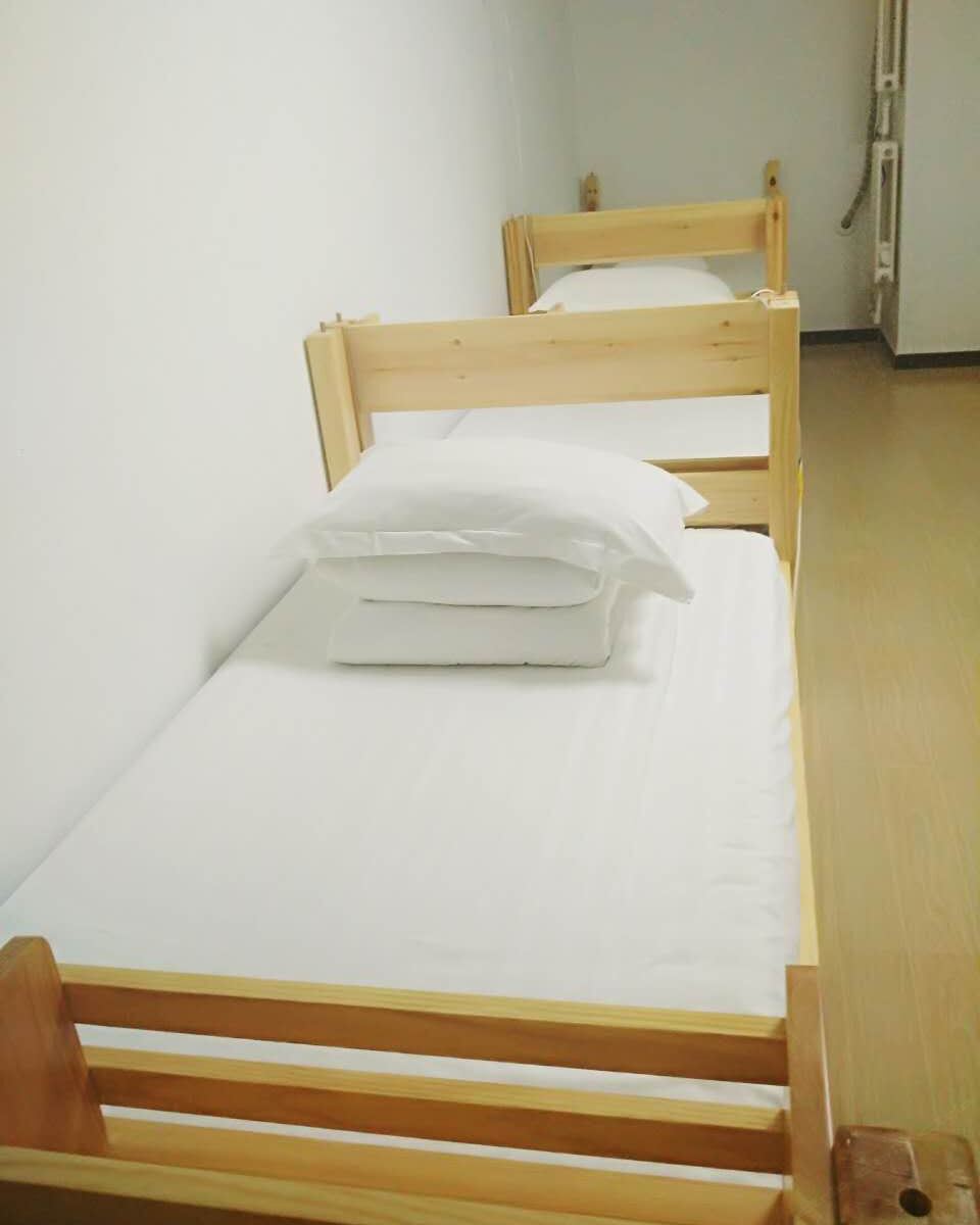 男生床位房