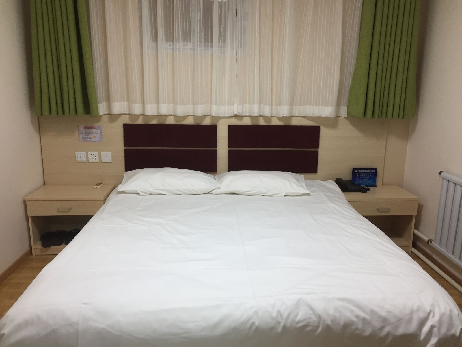 豪华大床房