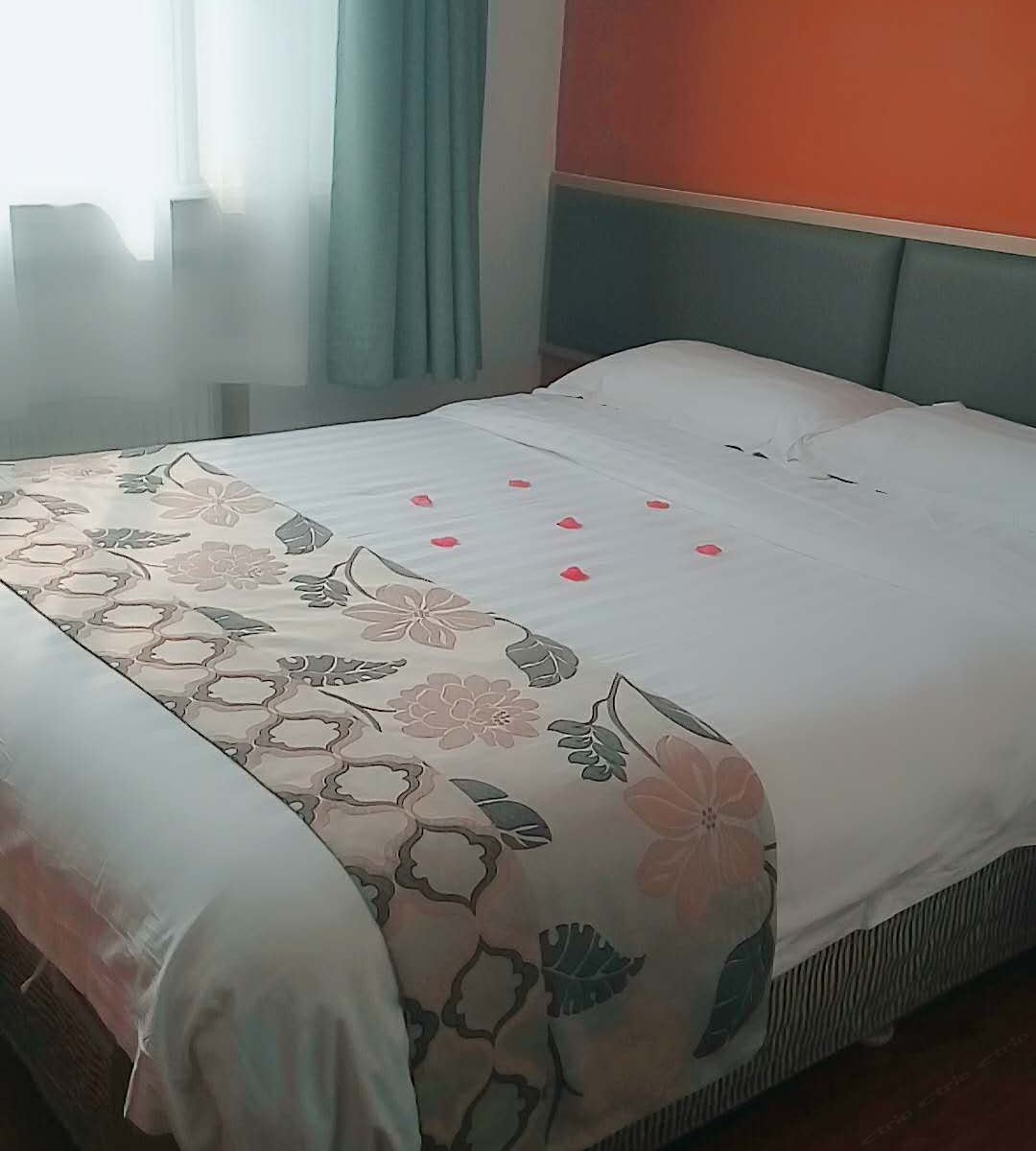 标准大床房