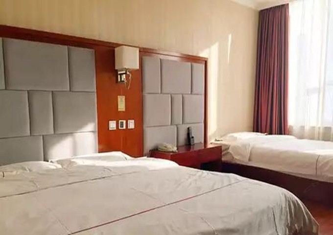 家庭间