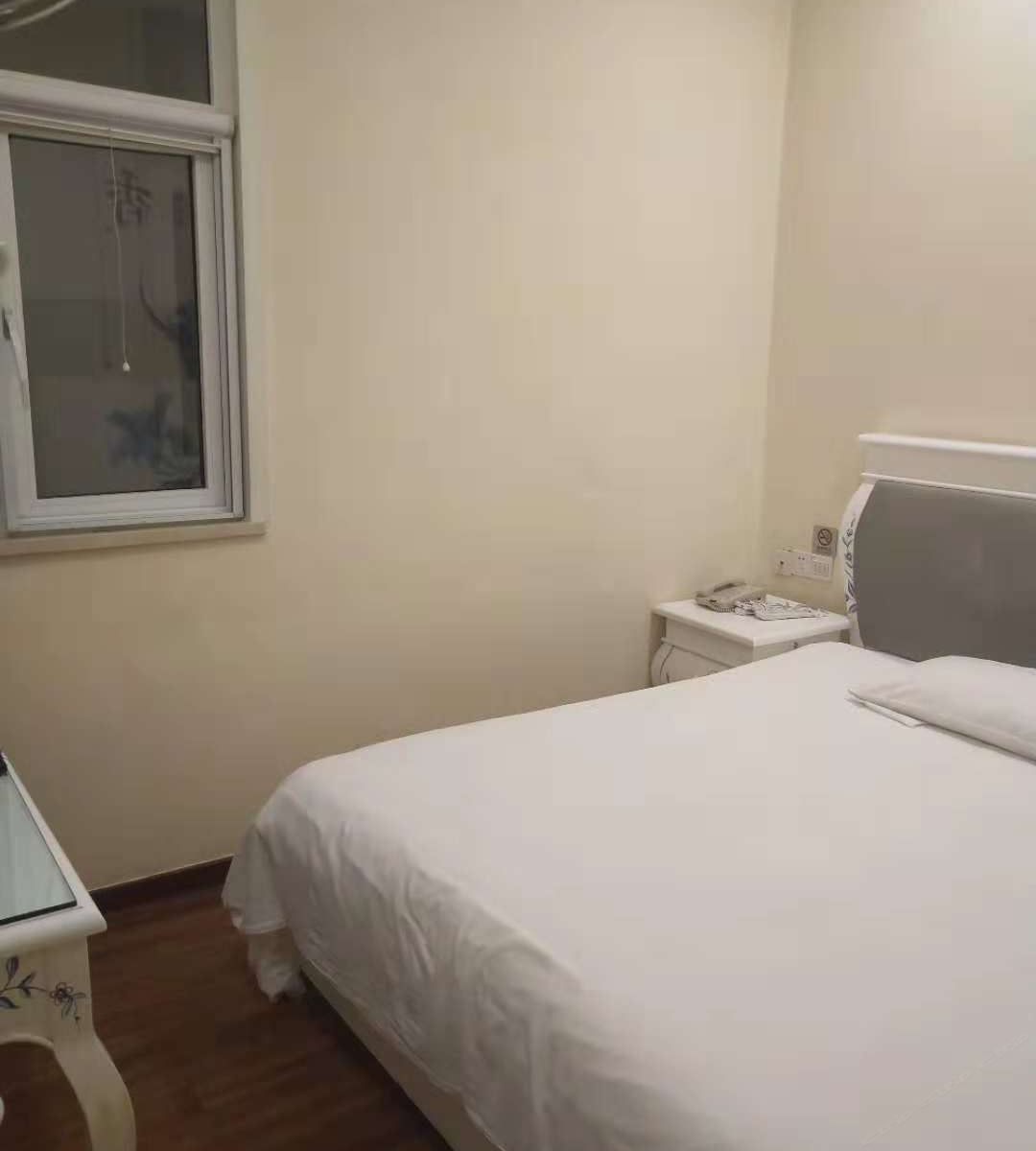 标准大床房