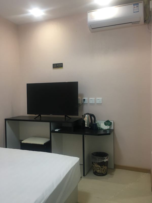 特惠大床房