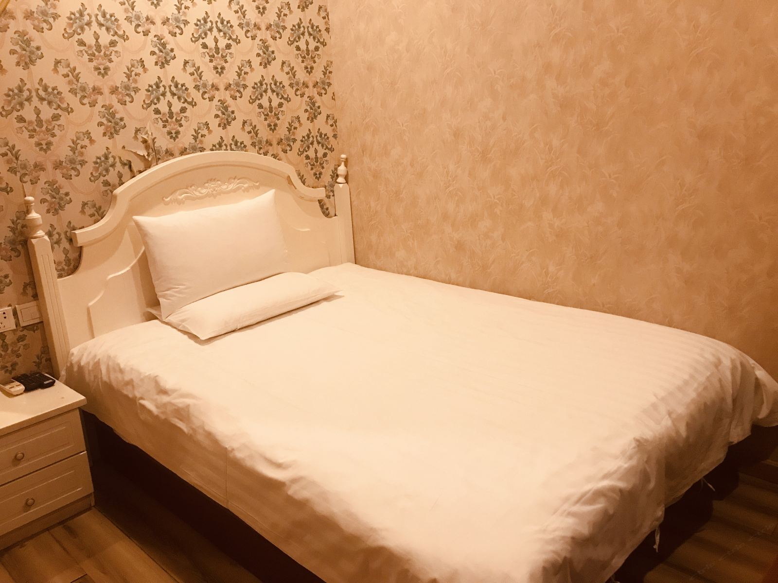舒适大床房