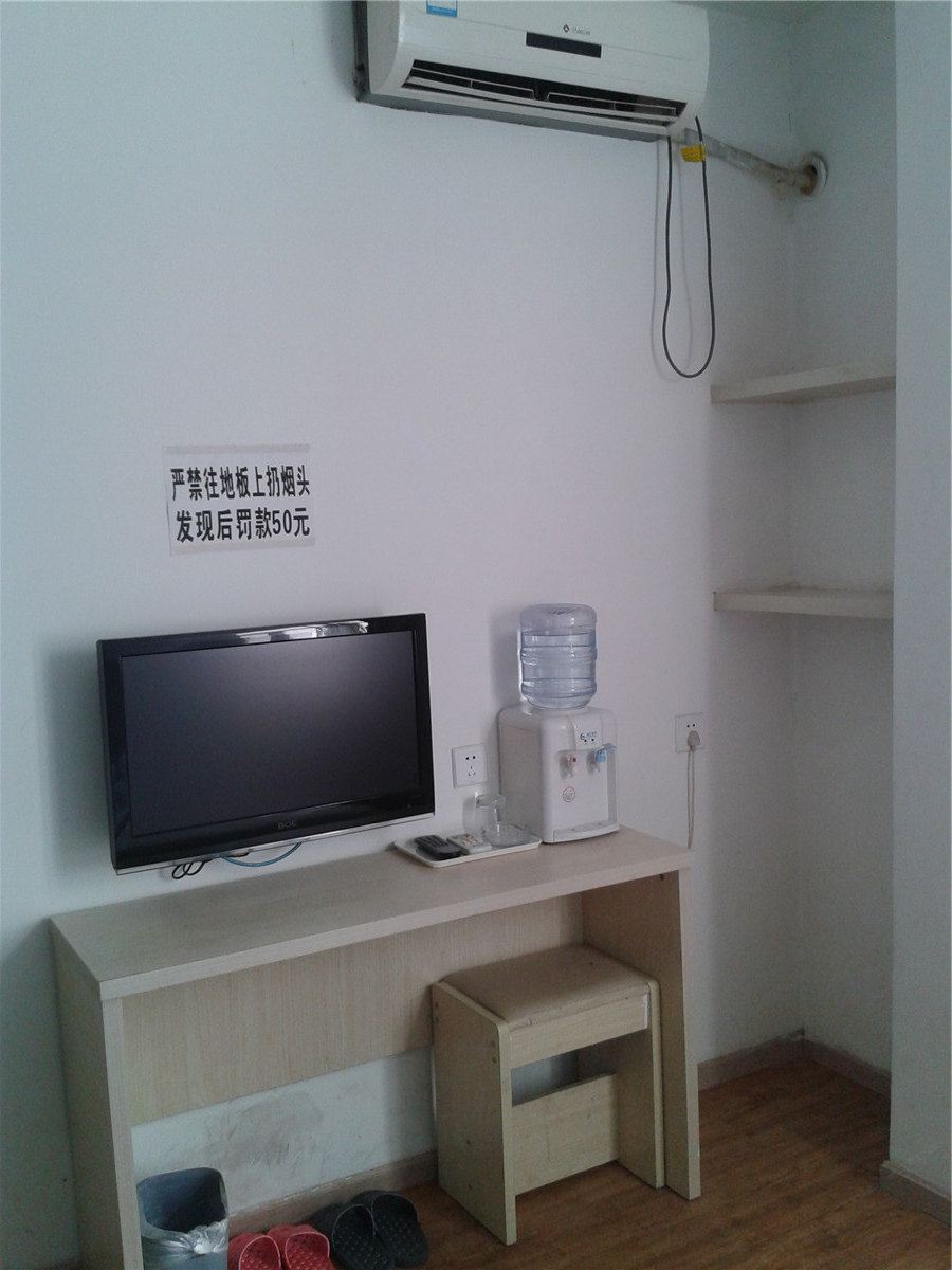 豪华大床房