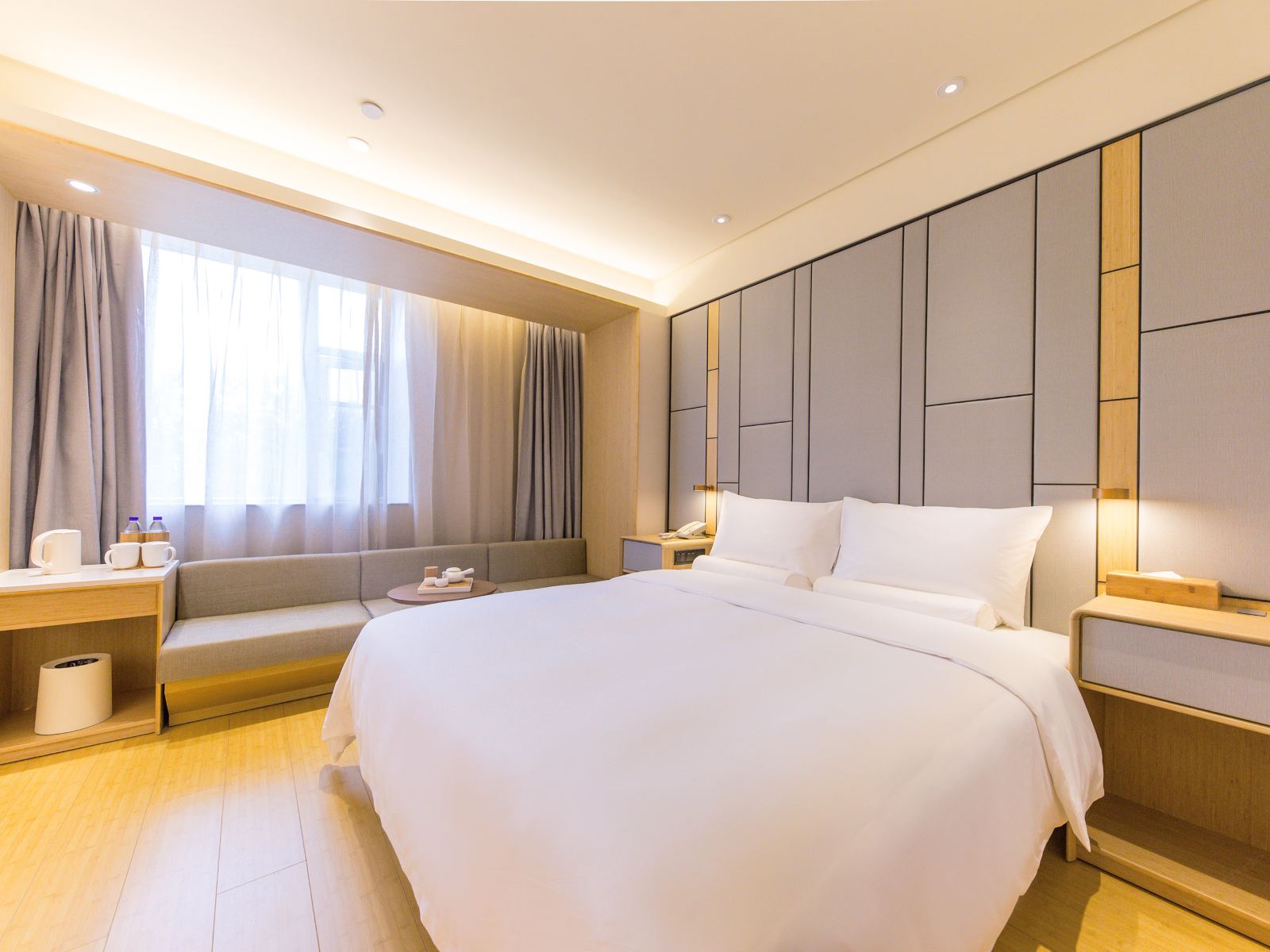 零压高级大床房