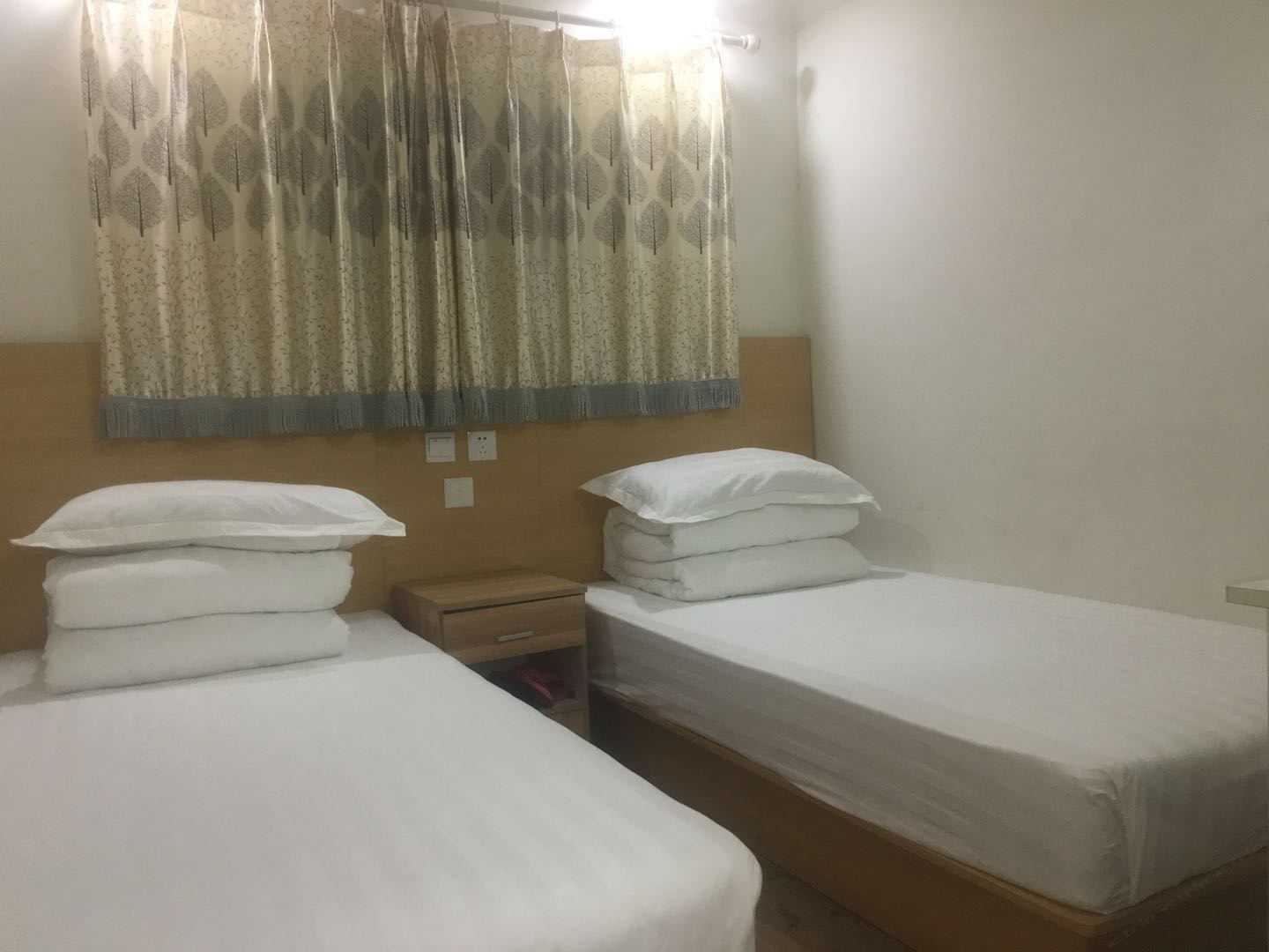 标准间B