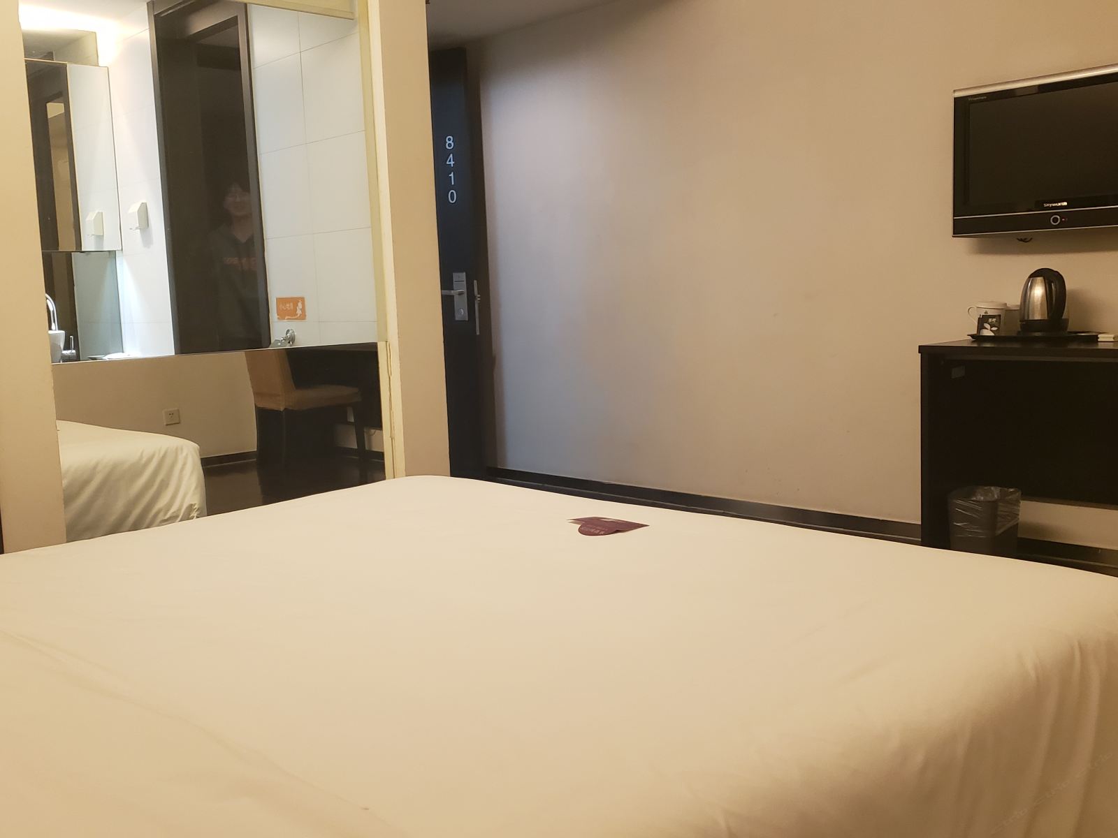 促销大床房(无窗)