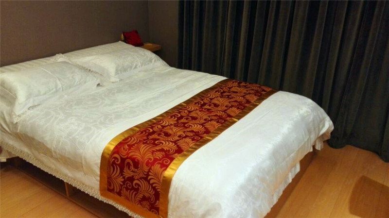 豪华大开间特价房
