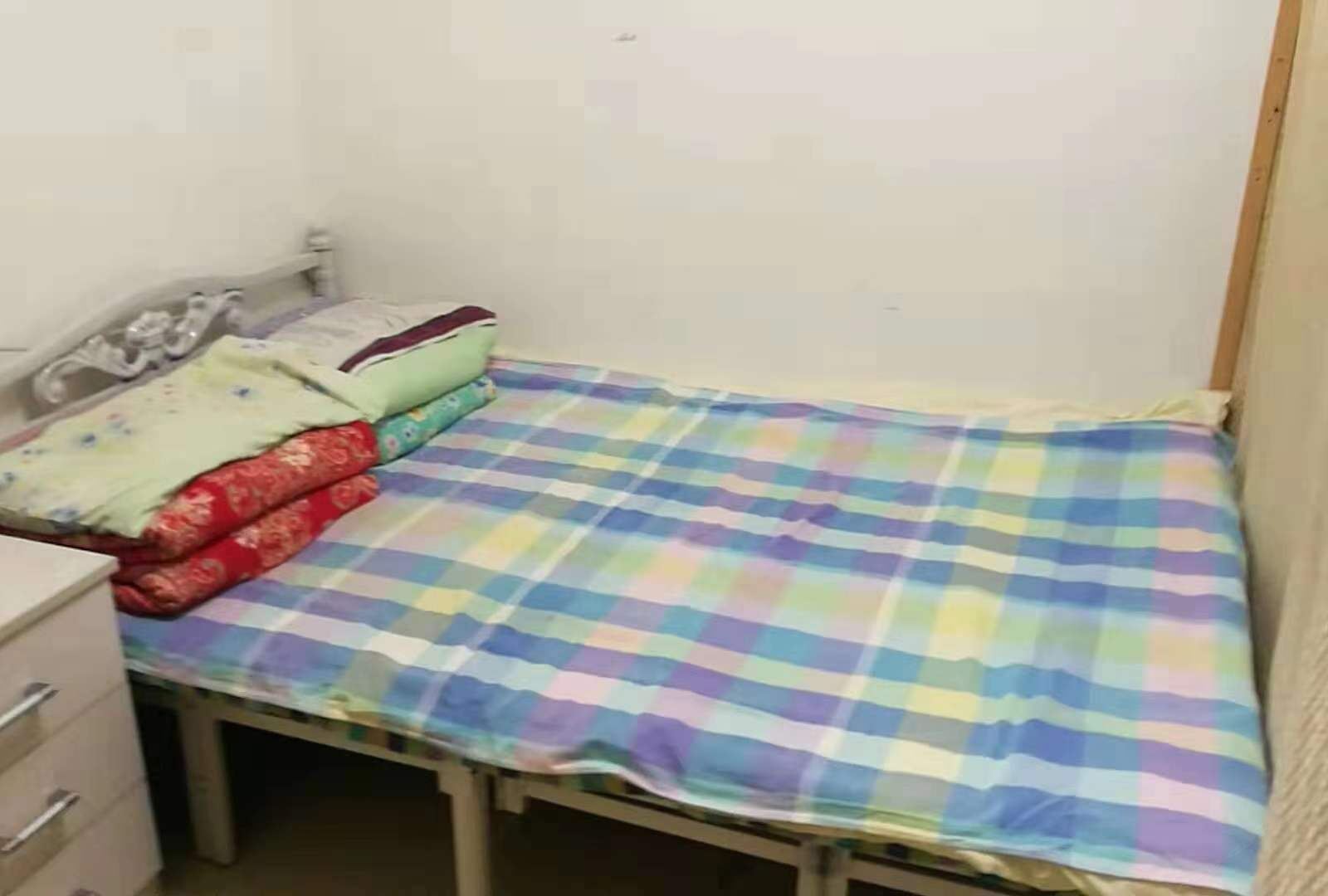 经济单人间(无窗)(公共卫浴)