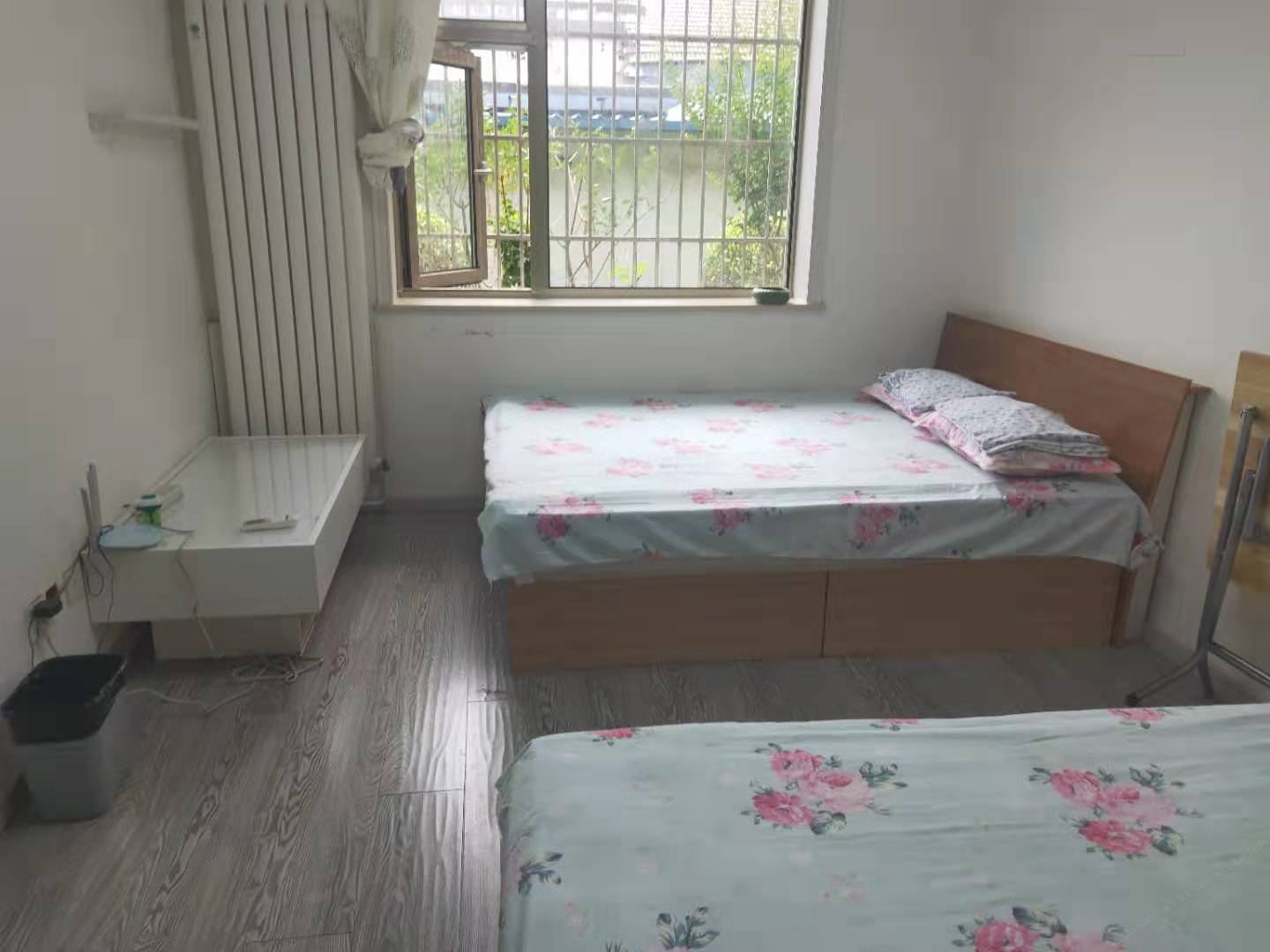 主卧四人间(公共卫浴)