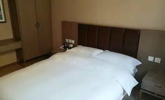 温馨公寓大床房