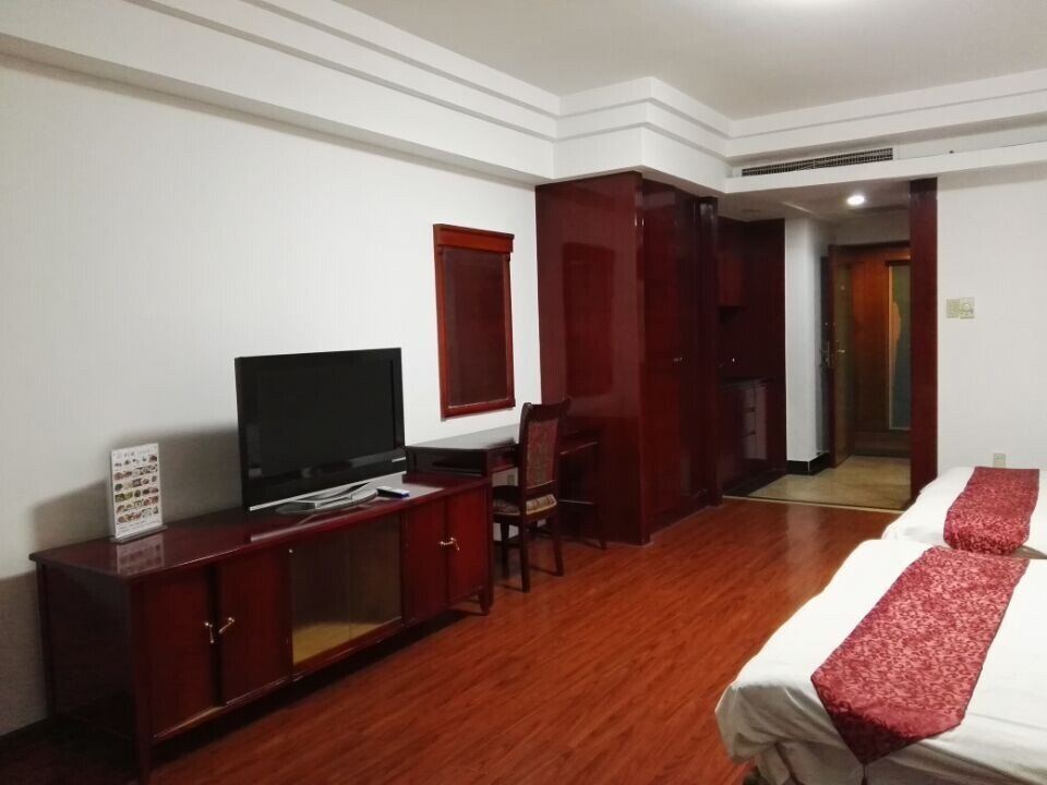 舒适双大床房