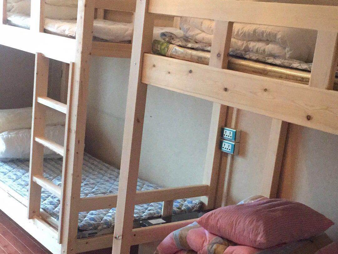 漂亮MM八人间(床位)