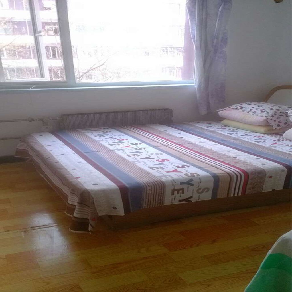 主卧三人间
