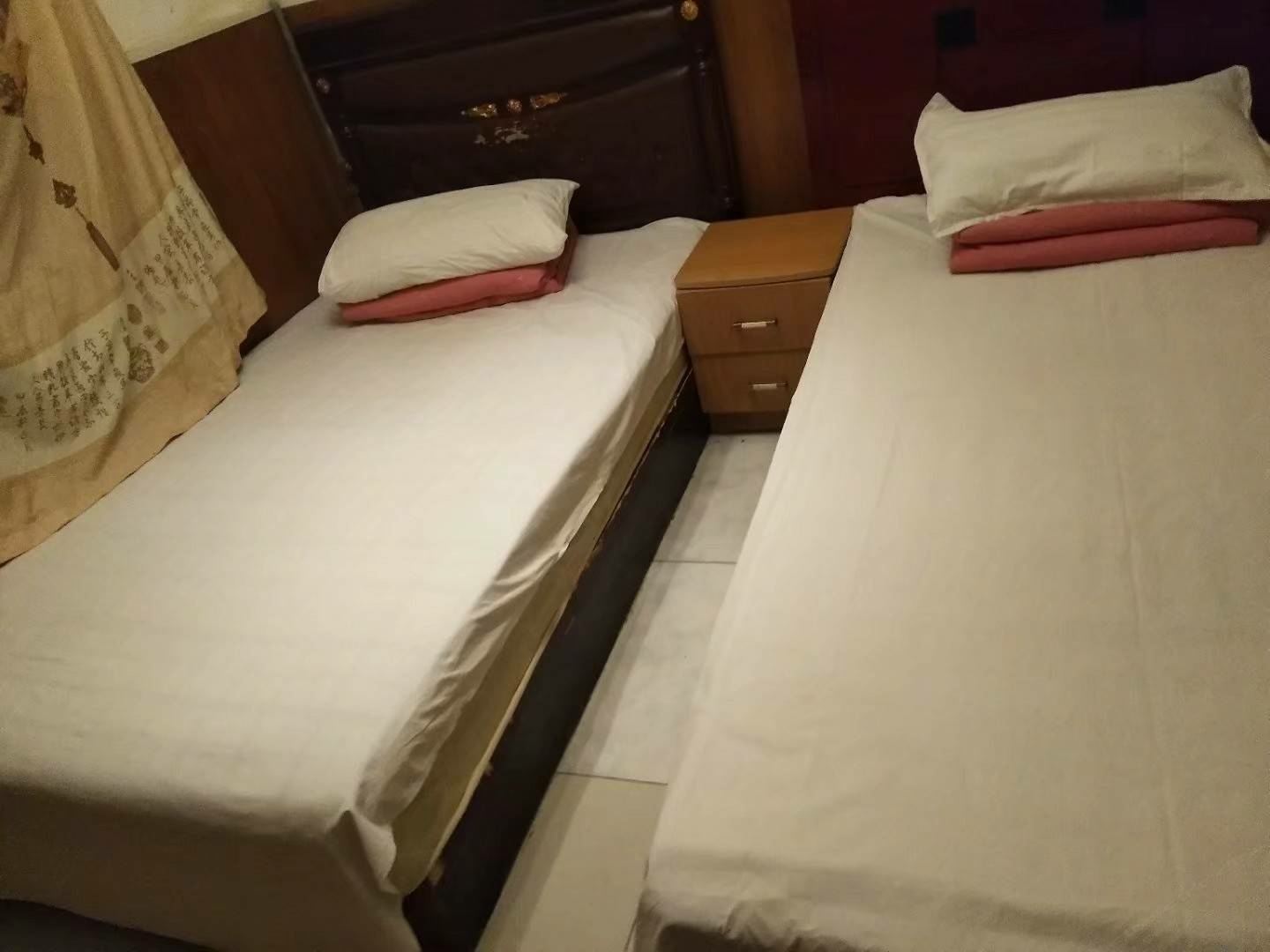 双人房
