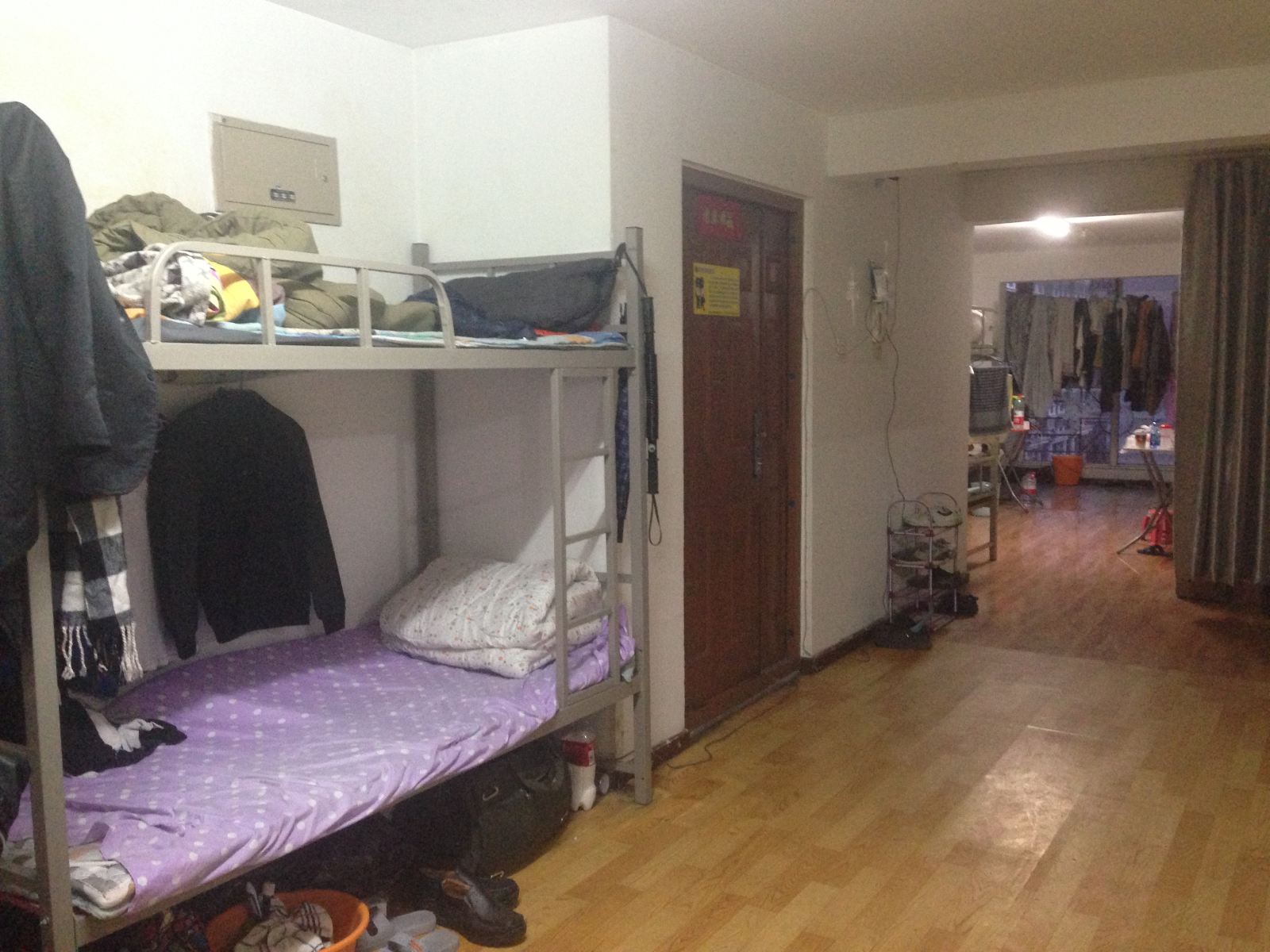 两人间(床位)（公共卫浴）
