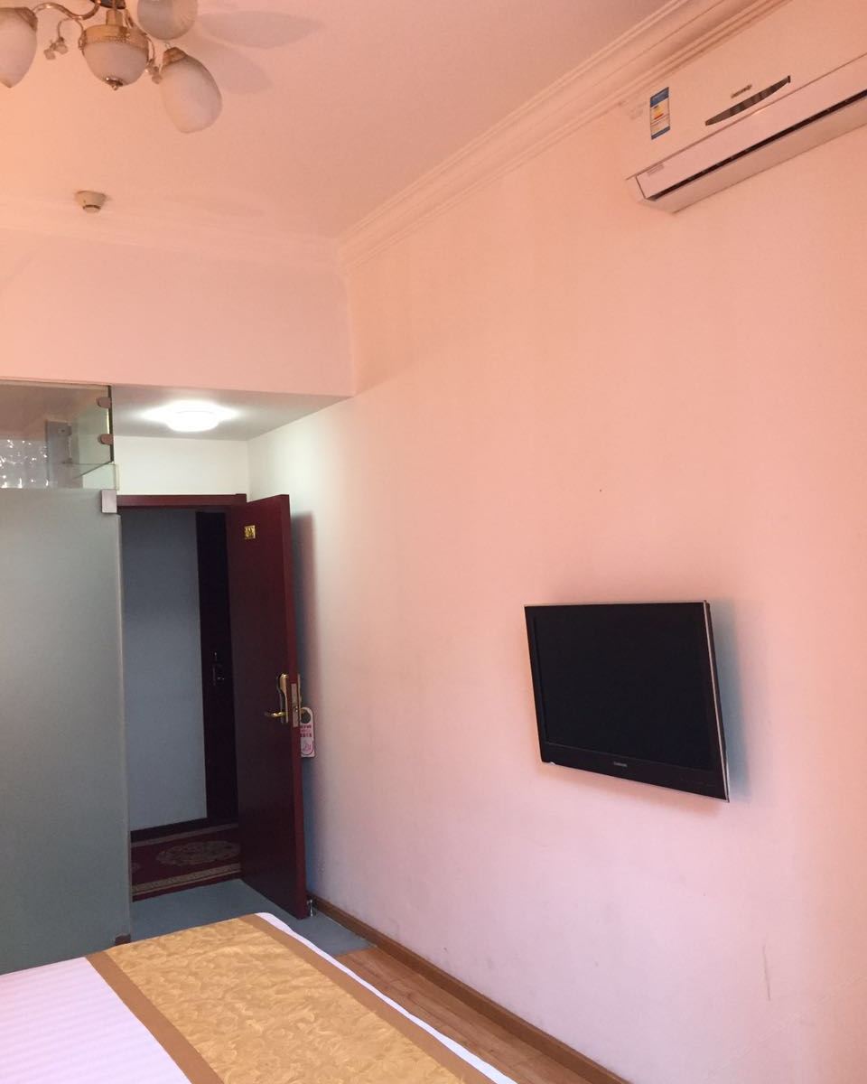 大床房